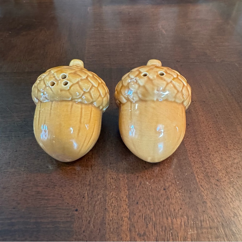 Ceramic Acorn Salt & Pepper Shakers